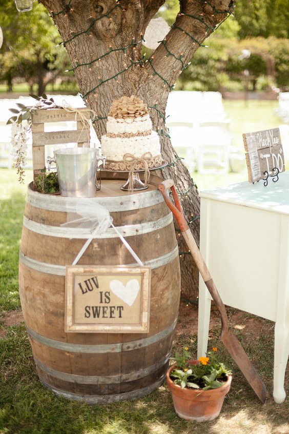 60 Rustic Country Wine Barrel Wedding Ideas – Page 3 of 12 – Hi Miss Puff