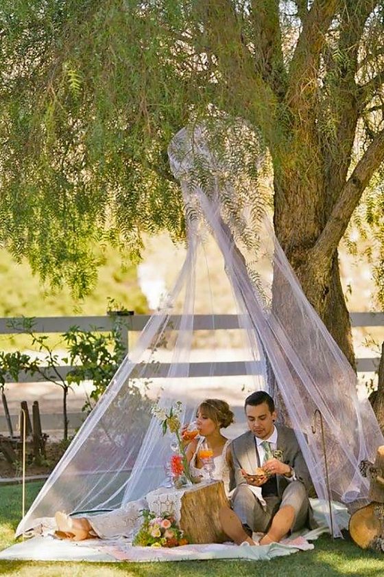 50 Romantic Outdoor Picnic Wedding Ideas – Page 10 – Hi Miss Puff