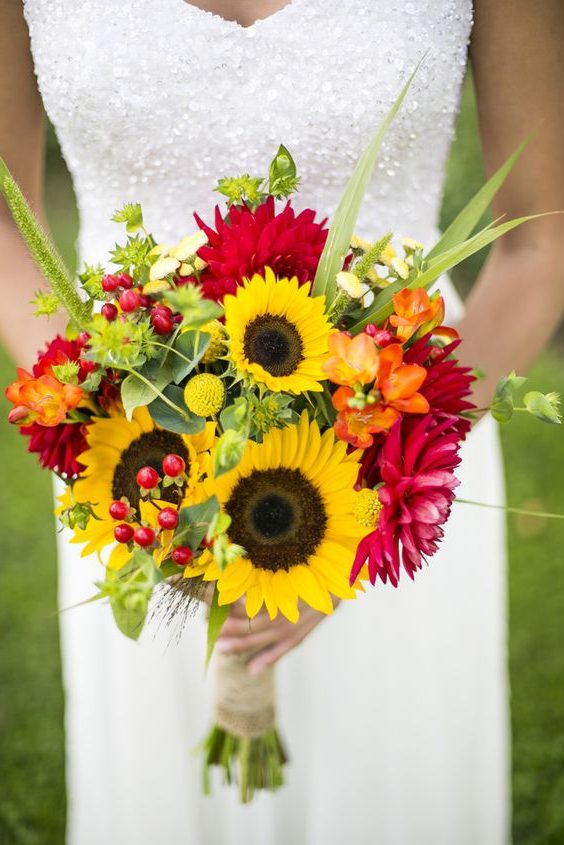 100 Bold Country Sunflower Wedding ideas – Page 7 – Hi Miss Puff