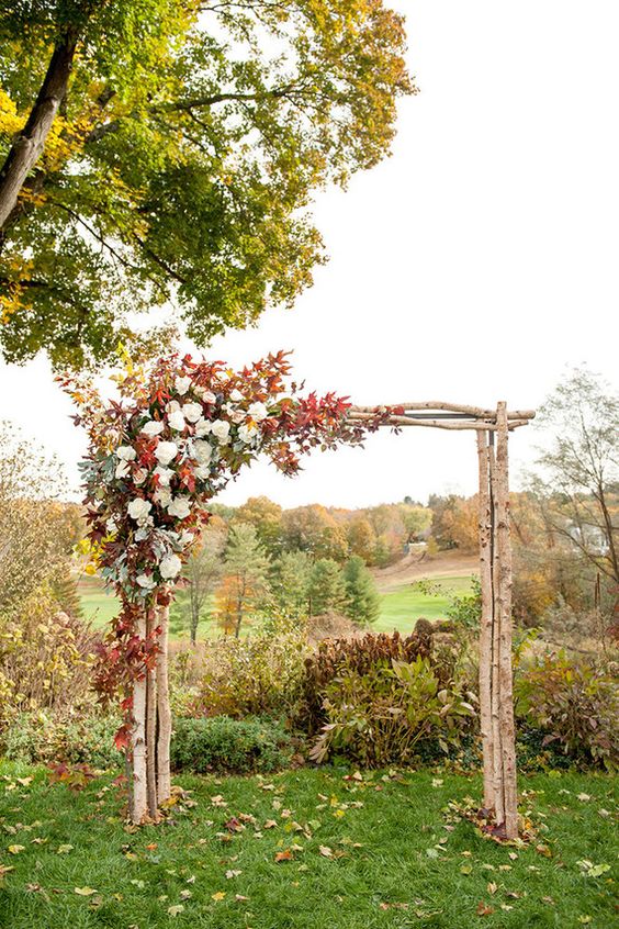 40 Outdoor Fall Wedding Arch and Altar Ideas – Page 6 – Hi Miss Puff