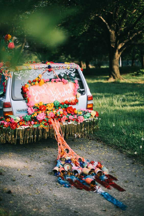 ️ 30 Ways to Decorate Your Wedding Getaway Car - Hi Miss Puff