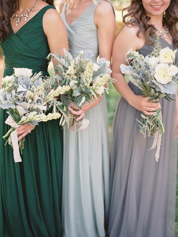 20 Chic Grey and Green Wedding Color Ideas 2023 | HiMissPuff