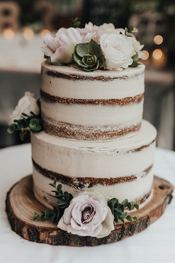 Why You Might Want to Reconsider a Naked Wedding Cake