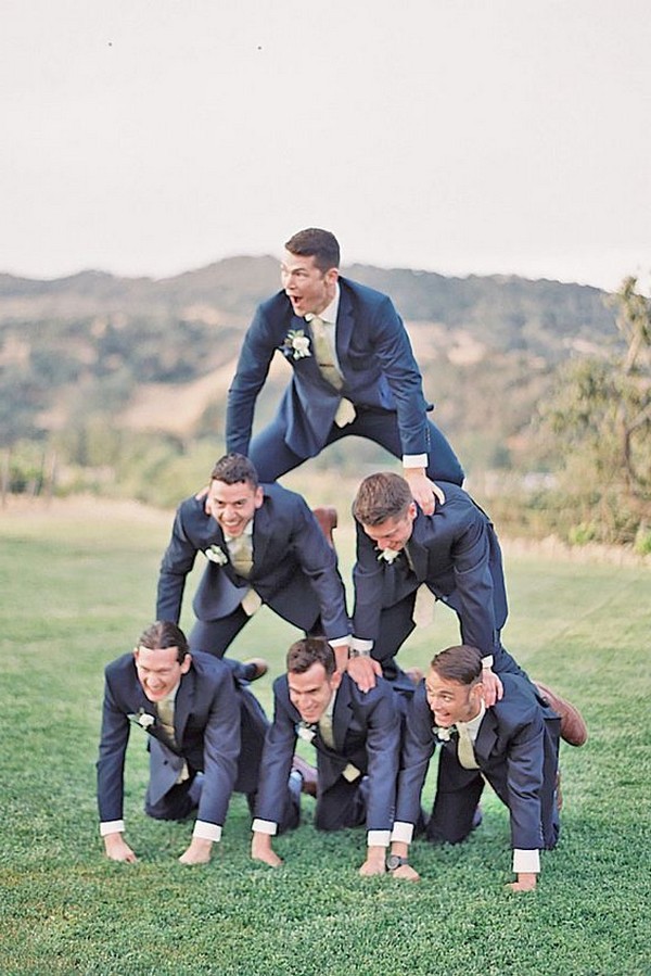 22-funny-groomsmen-photos-will-make-you-smile-page-2-hi-miss-puff