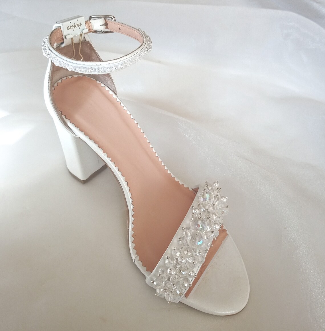 ️ 22 Best Wedding Sandals For Your Wedding 2024 - HMP